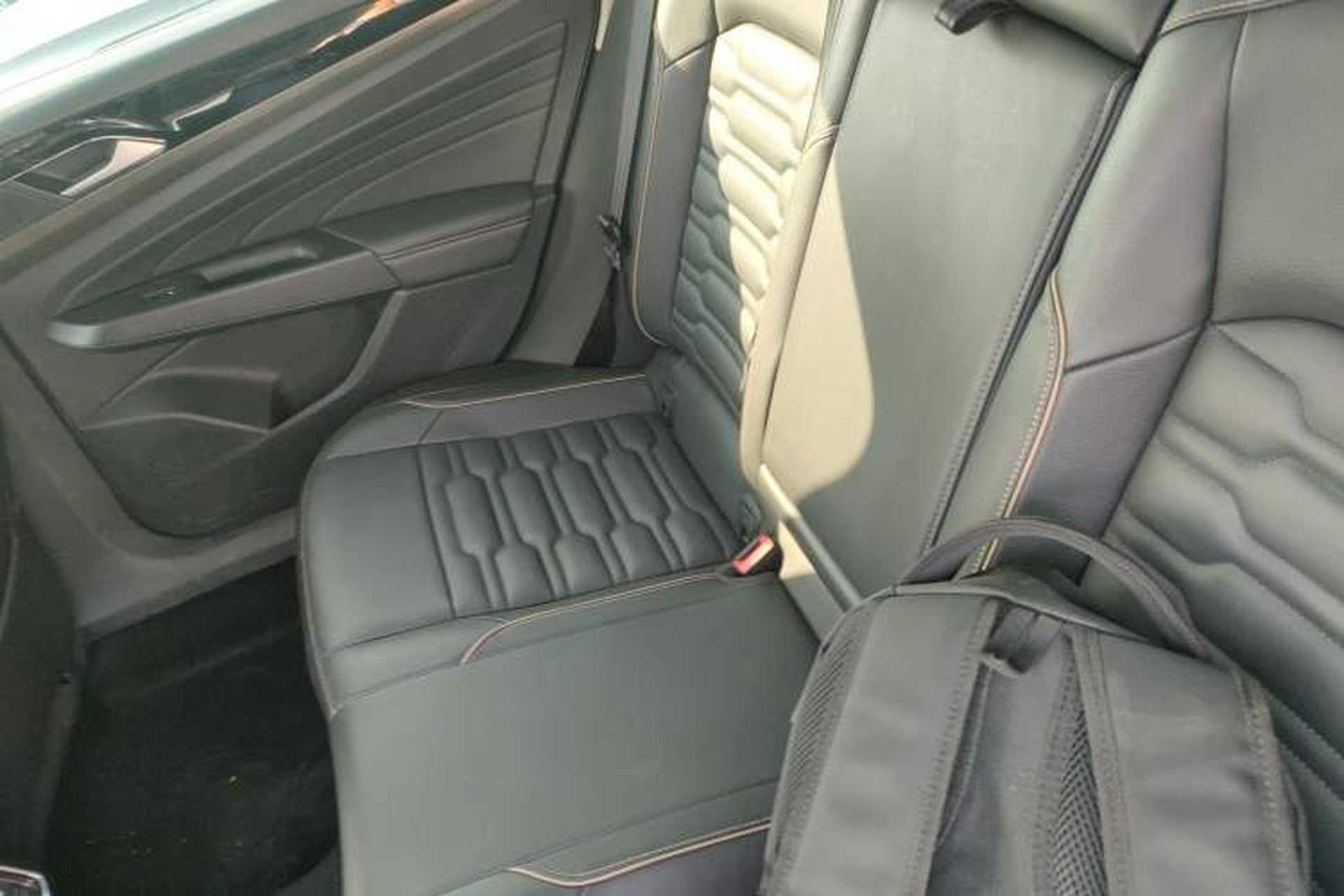 Used Volkswagen Passat 2020 330TSI Elite Edition China VI Left Rear Seat