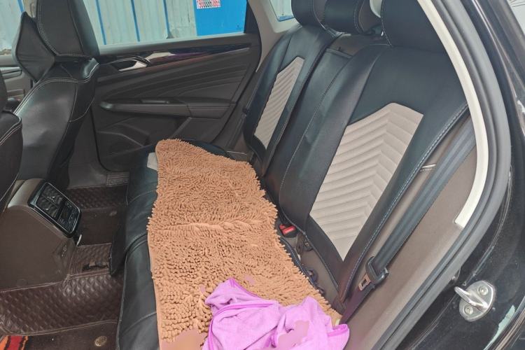 Used Volkswagen Passat 2020 330TSI Elite Edition China VI Left Rear Seat