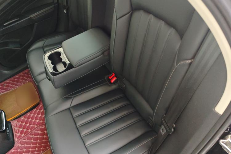 Used Volkswagen Passat 2020 280TSI Business Edition China VI Standard Left Rear Seat