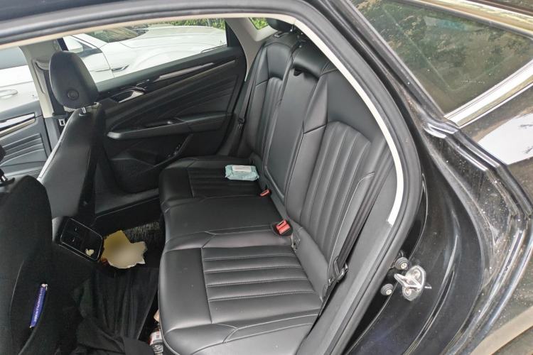 Used Volkswagen Passat 2020 Revised Version 280TSI Business Edition China VI Standard Left Rear Seat