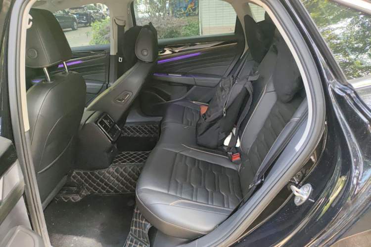 Used Volkswagen Passat 2020 330TSI Elite Edition China VI Left Rear Seat