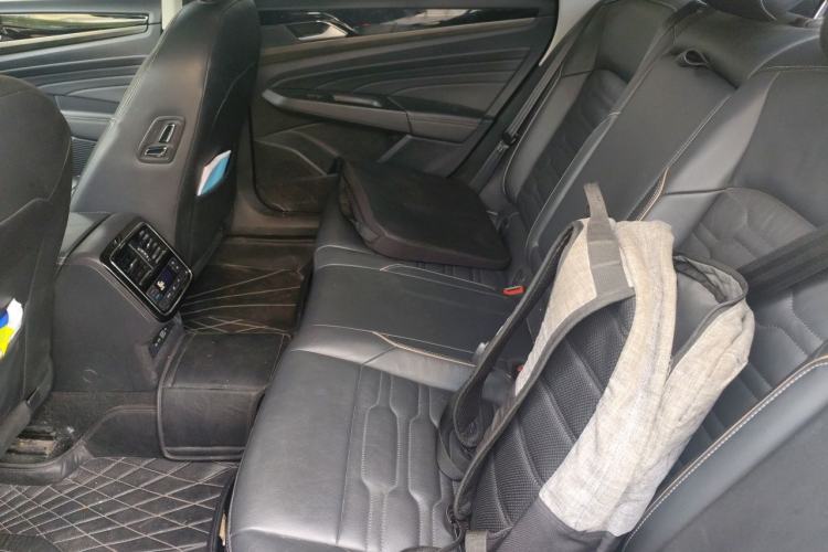 Used Volkswagen Passat 2020 330TSI Elite Edition China VI Left Rear Seat