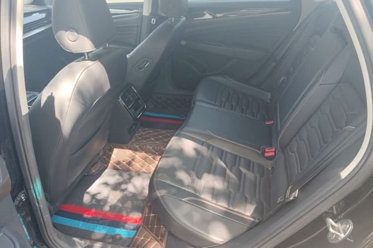 Used Volkswagen Passat 2020 330TSI Elite Edition China VI Left Rear Seat
