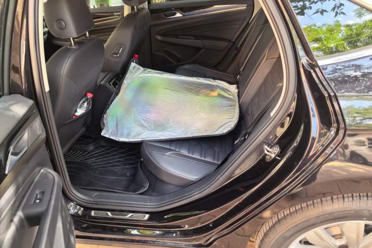 Used Volkswagen Passat 2020 330TSI Elite Edition China VI Left Rear Seat