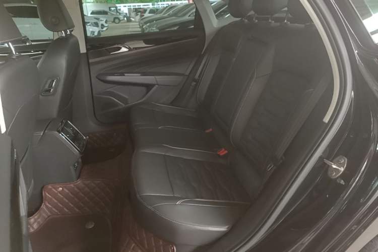 Used Volkswagen Passat 2020 Revised Version 280TSI Elite Edition China VI Standard Left Rear Seat