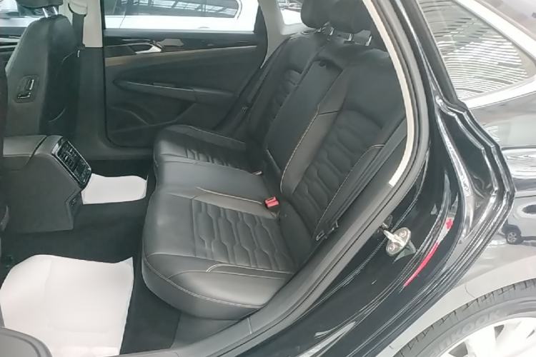 Used Volkswagen Passat 2020 Revised Version 280TSI Elite Edition China VI Standard Left Rear Seat