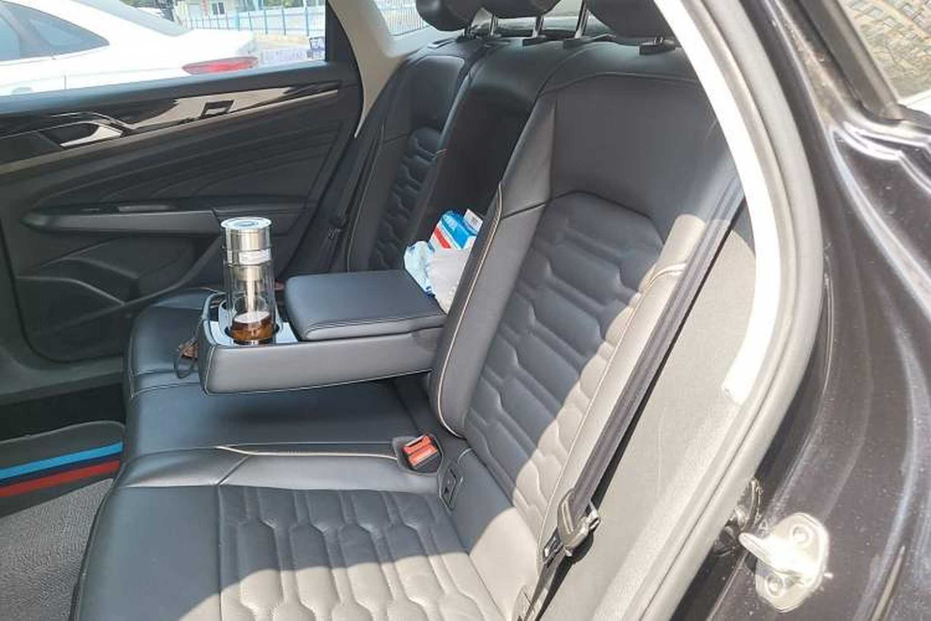 Used Volkswagen Passat 2020 330TSI Elite Edition China VI Left Rear Seat
