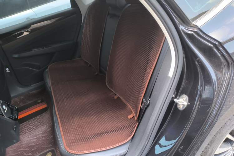 Used Volkswagen Passat 2020 Facelift 330TSI Prestige Edition China VI Standard Left Rear Seat