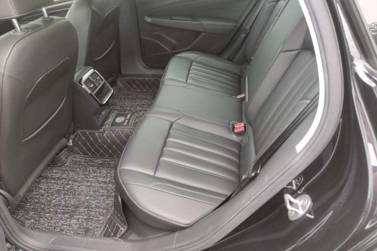 Used Volkswagen Passat 2020 280TSI Business Edition China VI Standard Left Rear Seat