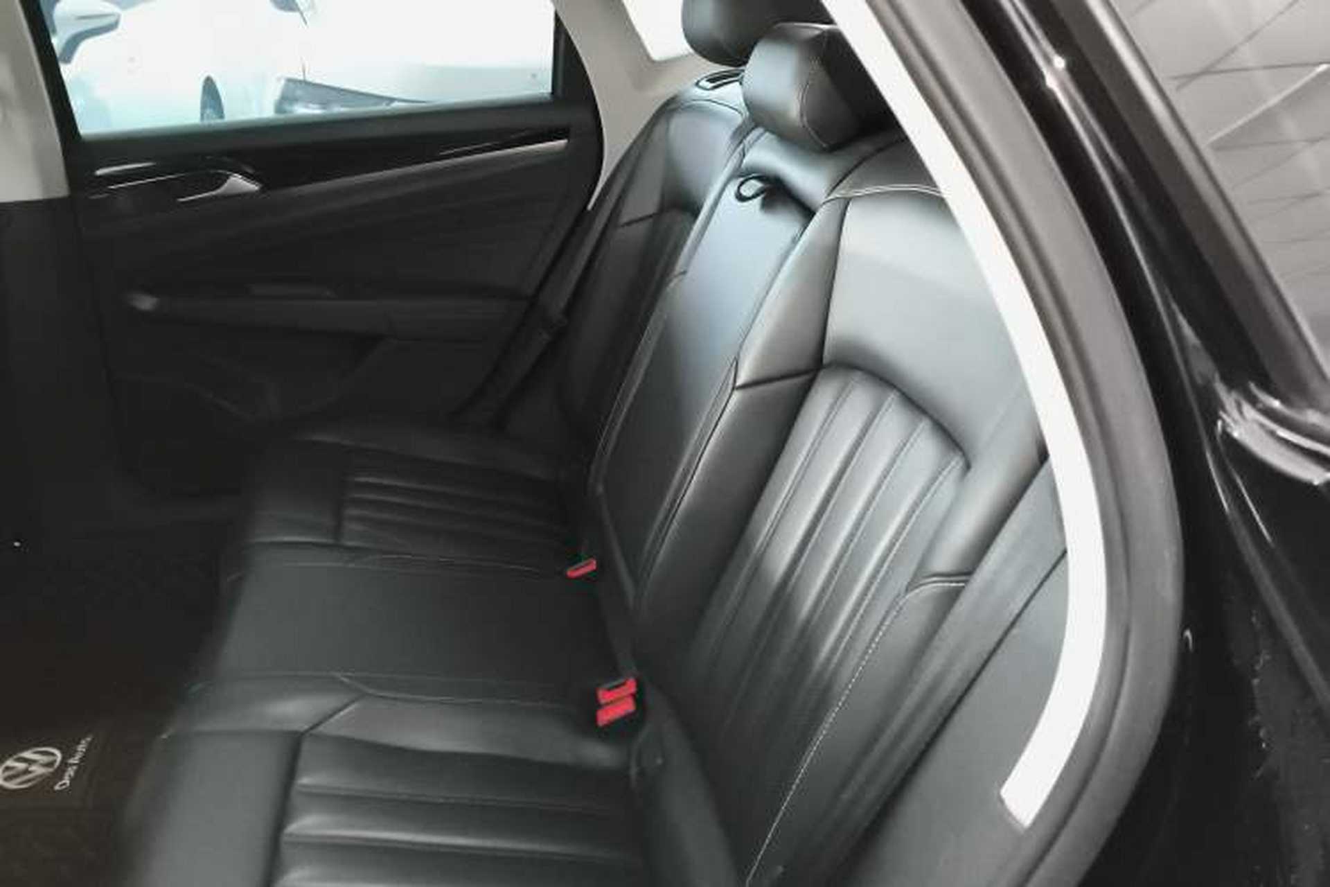 Used Volkswagen Passat 2020 Revised Version 280TSI Business Edition China VI Standard Left Rear Seat