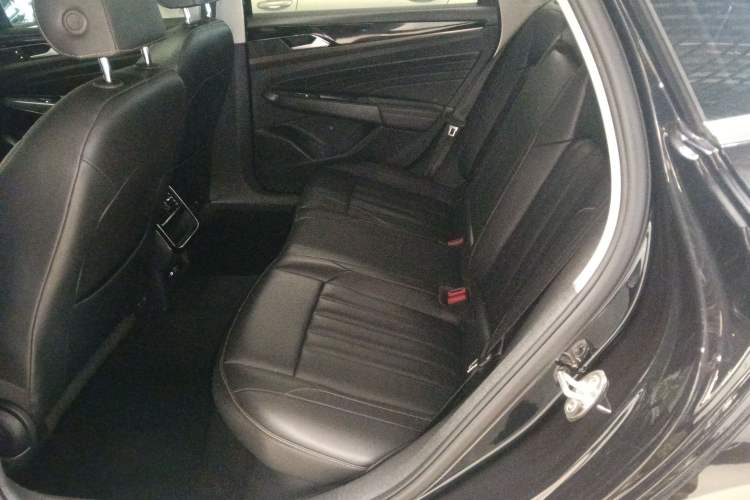 Used Volkswagen Passat 2020 Revised Version 280TSI Business Edition China VI Standard Left Rear Seat