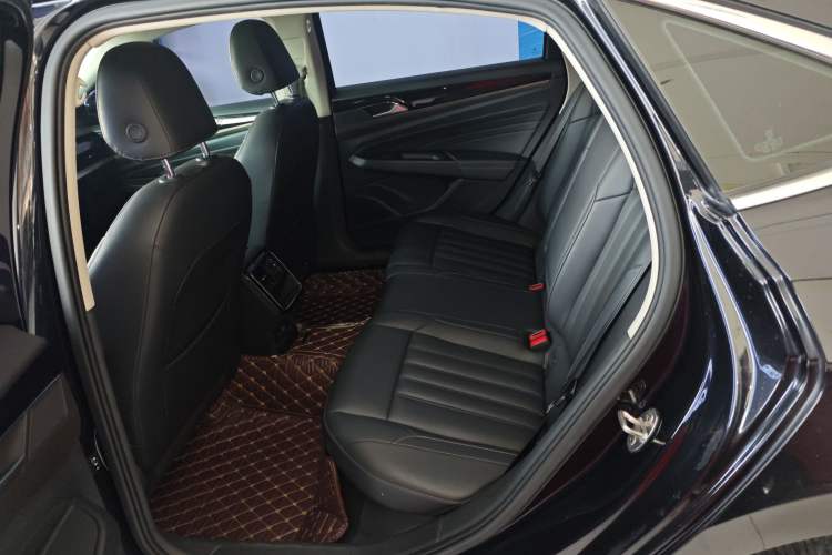 Used Volkswagen Passat 2020 Revised Version 280TSI Business Edition China VI Standard Left Rear Seat