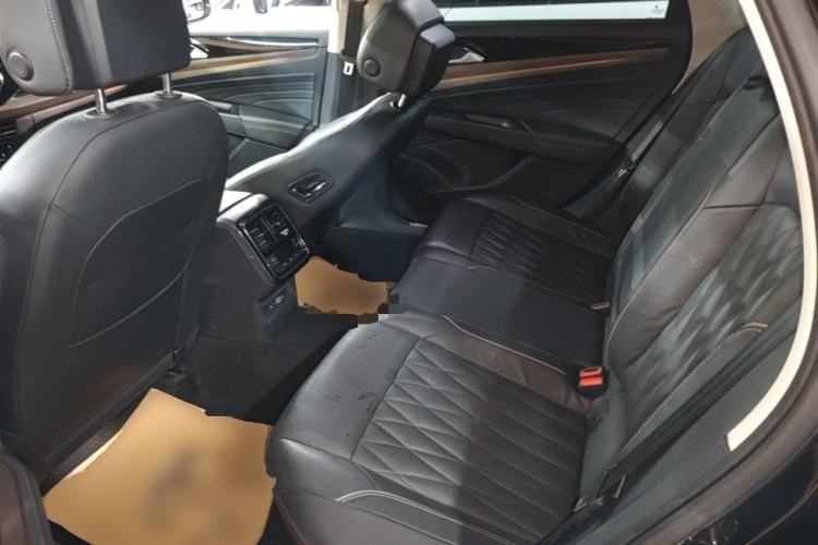 Used Volkswagen Passat 2020 Revised Version 330TSI Luxury Edition China VI Standard Left Rear Seat