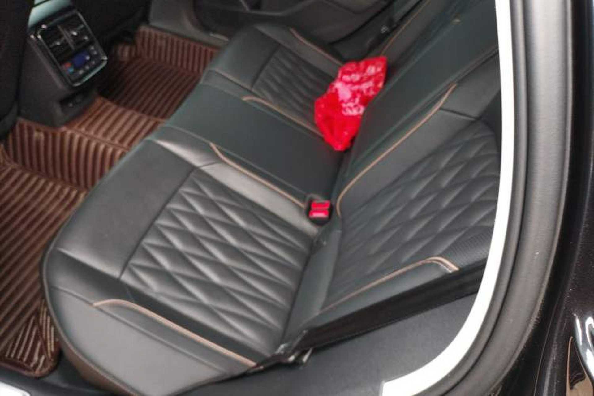 Used Volkswagen Passat 2020 Revised Version 330TSI Luxury Edition China VI Standard Left Rear Seat