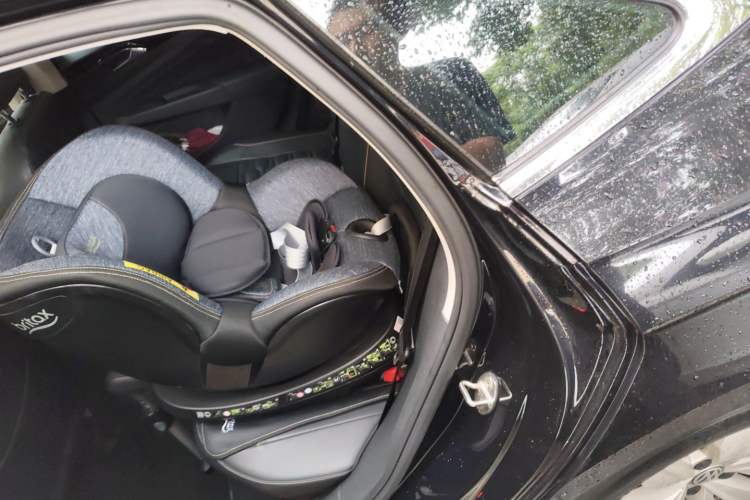 Used Volkswagen Passat 2020 330TSI Elite Edition China VI Left Rear Seat