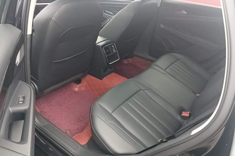 Used Volkswagen Passat 2020 Revised Version 280TSI Business Edition China VI Standard Left Rear Seat