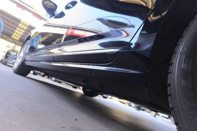 Used Volkswagen Passat 2020 280TSI Business Edition China VI Standard Left Side Sill