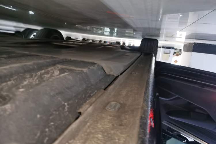 Used Volkswagen Passat 2020 330TSI Elite Edition China VI Left Side Sill