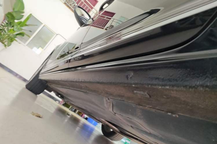 Used Volkswagen Passat 2020 Facelift 330TSI Elite Edition China VI Standard Left Side Sill