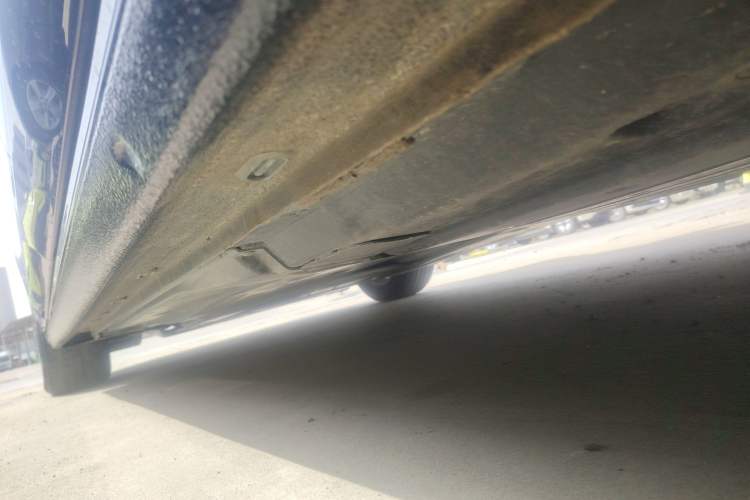 Used Volkswagen Passat 2020 280TSI Business Edition China VI Standard Left Side Sill