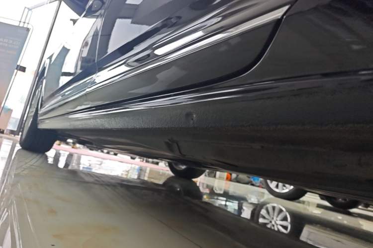 Used Volkswagen Passat 2020 330TSI Elite Edition China VI Left Side Sill