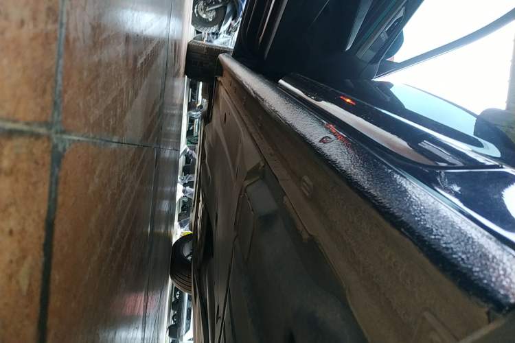 Used Volkswagen Passat 2020 Revised Version 330TSI Luxury Edition China VI Standard Left Side Sill