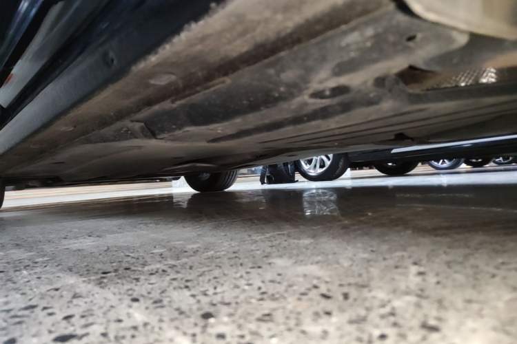 Used Volkswagen Passat 2020 Revised Version 280TSI Elite Edition China VI Standard Left Side Sill