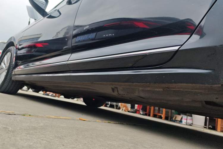 Used Volkswagen Passat 2020 330TSI Elite Edition China VI Left Side Sill