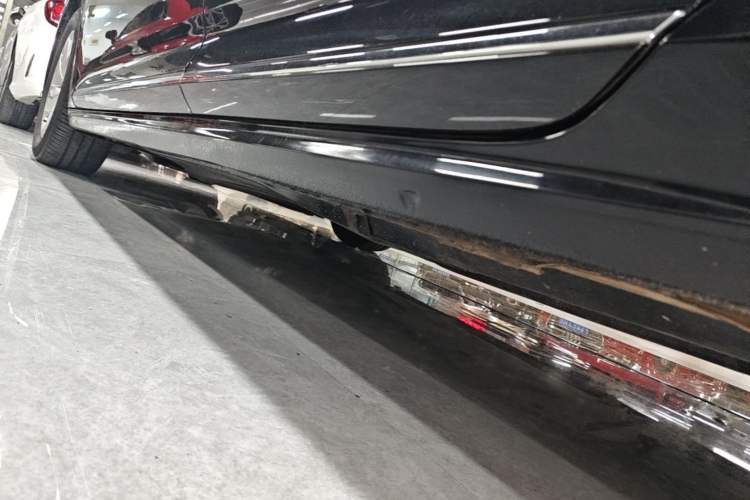Used Volkswagen Passat 2020 Revised Version 280TSI Business Edition China VI Standard Left Side Sill