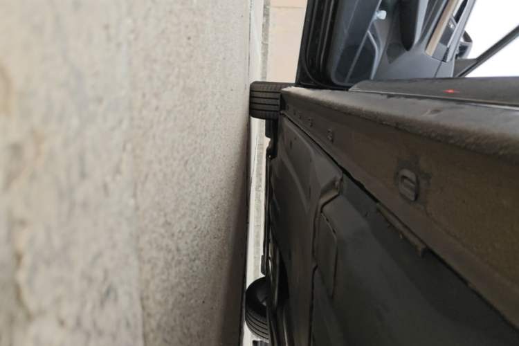 Used Volkswagen Passat 2020 330TSI Luxury Edition China VI Left Side Sill