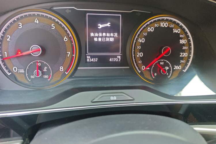 Used Volkswagen Passat 2020 280TSI Business Edition China VI Standard Odometer Close Up