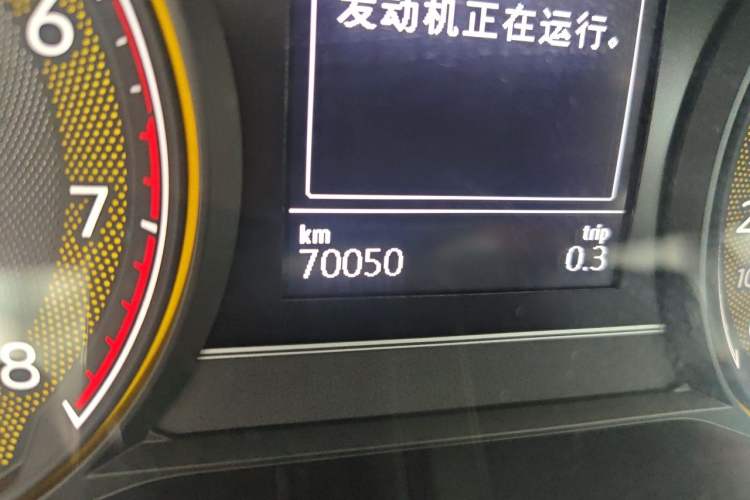 Used Volkswagen Passat 2020 280TSI Business Edition China VI Standard Odometer Close Up