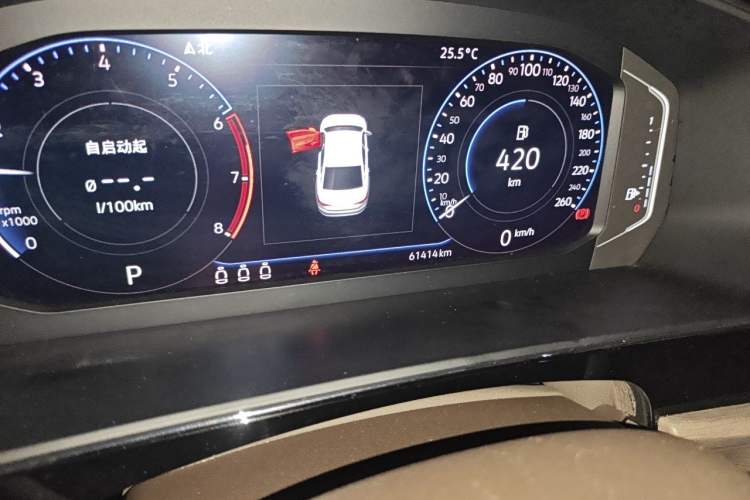 Used Volkswagen Passat 2020 330TSI Luxury Edition China VI Odometer Close Up