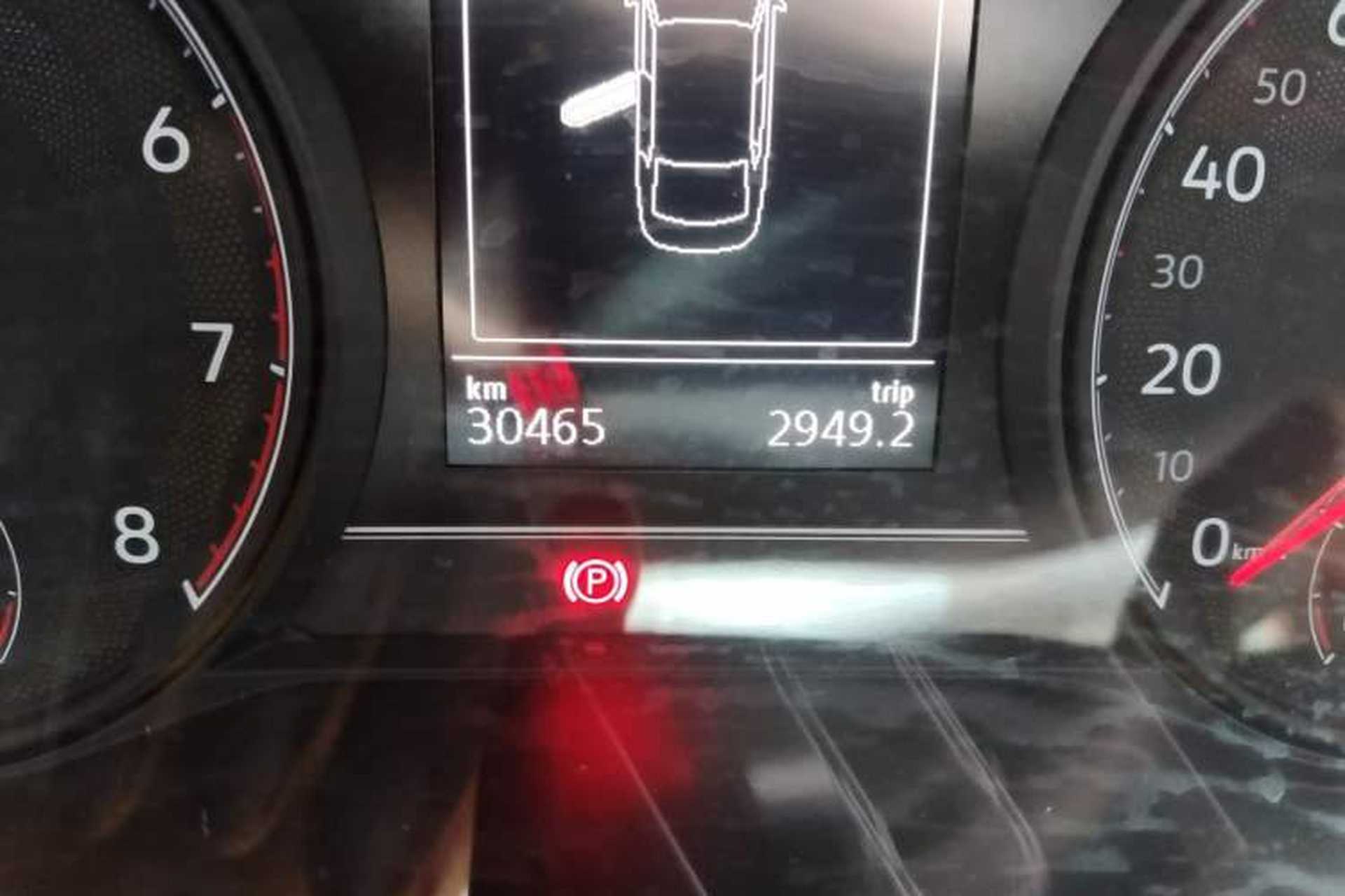 Used Volkswagen Passat 2020 Revised Version 280TSI Business Edition China VI Standard Odometer Close Up
