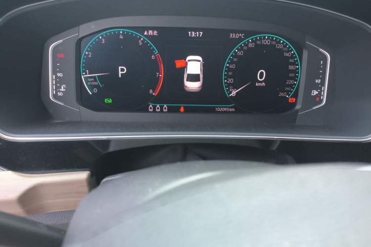 Used Volkswagen Passat 2020 Facelift 330TSI Prestige Edition China VI Standard Odometer Close Up