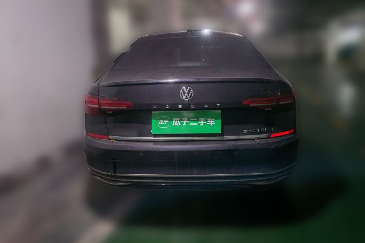 Used Volkswagen Passat 2020 330TSI Luxury Edition China VI Rear