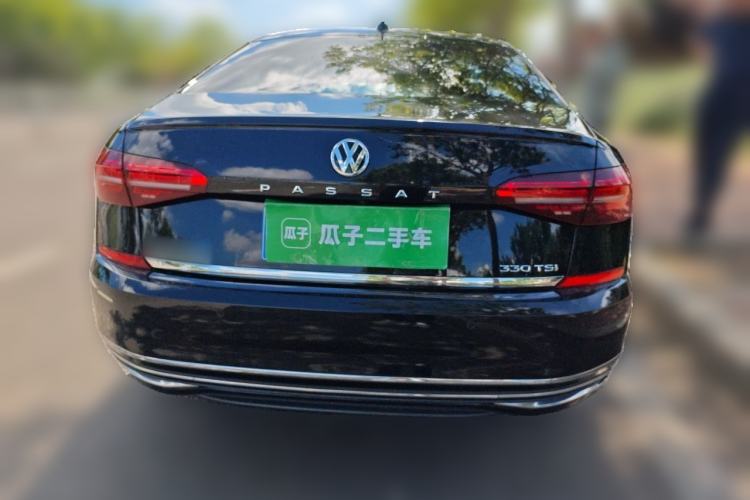 Used Volkswagen Passat 2020 330TSI Luxury Edition China VI Rear