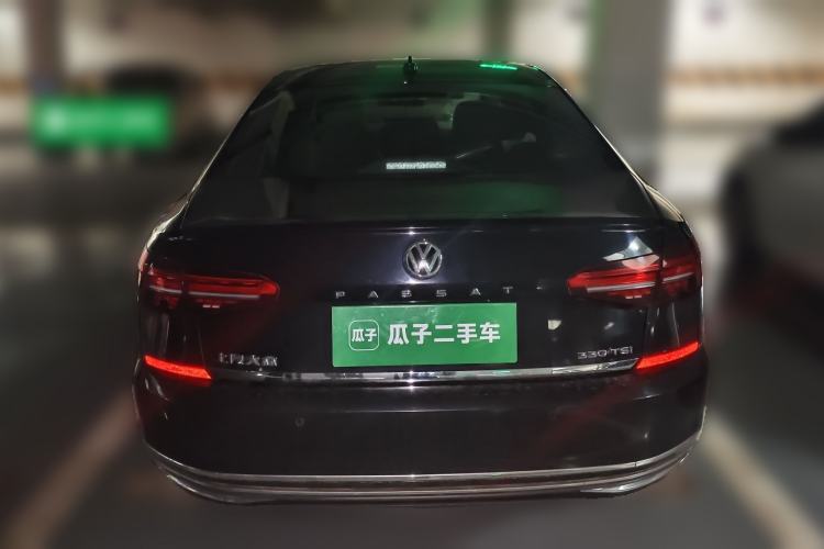 Used Volkswagen Passat 2020 330TSI Luxury Edition China VI Rear