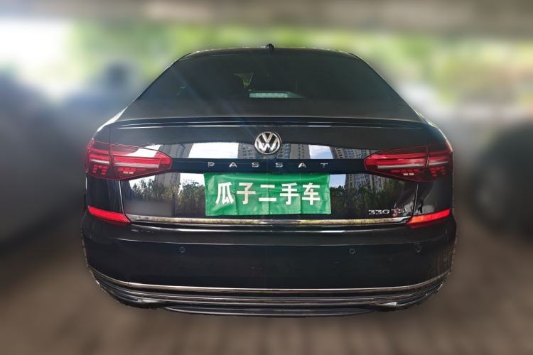 Used Volkswagen Passat 2020 330TSI Luxury Edition China VI Rear