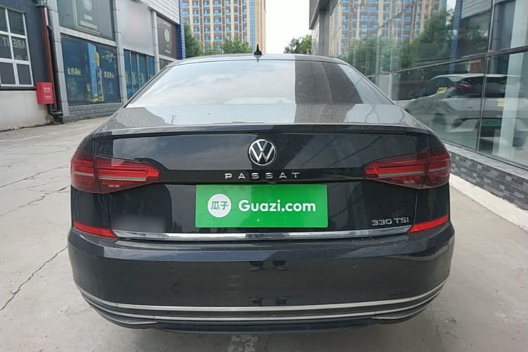 Used Volkswagen Passat 2020 Revised Version 330TSI Luxury Edition China VI Standard Rear