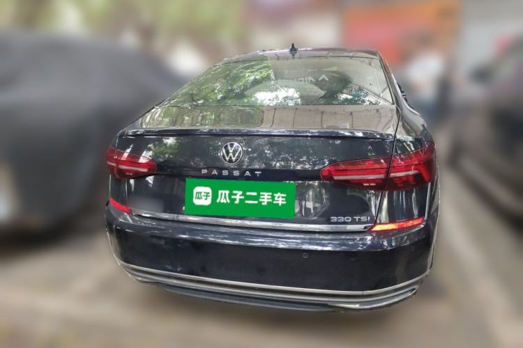 Used Volkswagen Passat 2020 Revised Version 330TSI Luxury Edition China VI Standard Rear