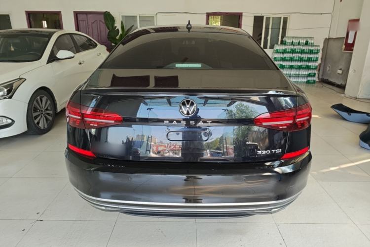 Used Volkswagen Passat 2020 Facelift 330TSI Elite Edition China VI Standard Rear