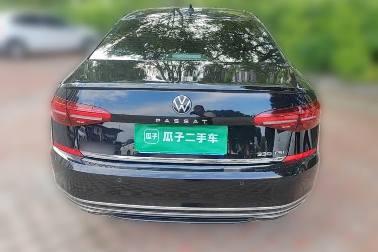 Used Volkswagen Passat 2020 Revised Version 330TSI Luxury Edition China VI Standard Rear