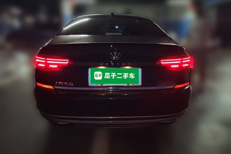 Used Volkswagen Passat 2020 Revised Version 330TSI Luxury Edition China VI Standard Rear