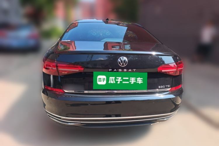 Used Volkswagen Passat 2020 Revised Version 330TSI Luxury Edition China VI Standard Rear