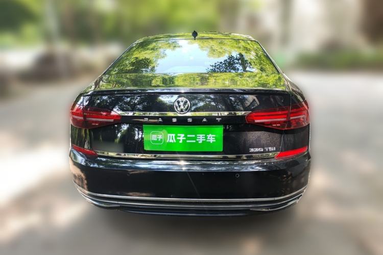 Used Volkswagen Passat 2020 330TSI Elite Edition China VI Rear