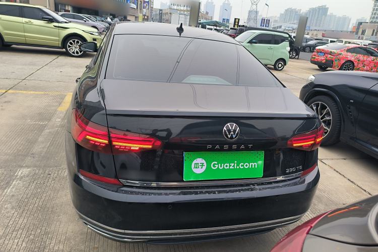 Used Volkswagen Passat 2020 Revised Version 330TSI Luxury Edition China VI Standard Rear