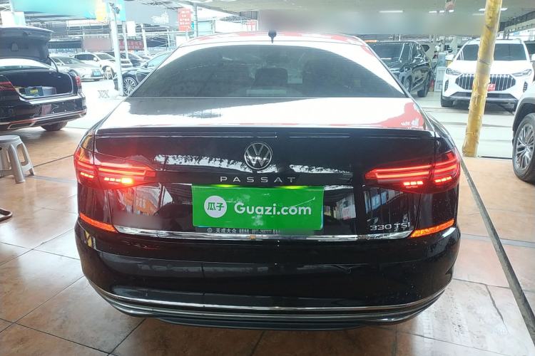 Used Volkswagen Passat 2020 Revised Version 330TSI Luxury Edition China VI Standard Rear