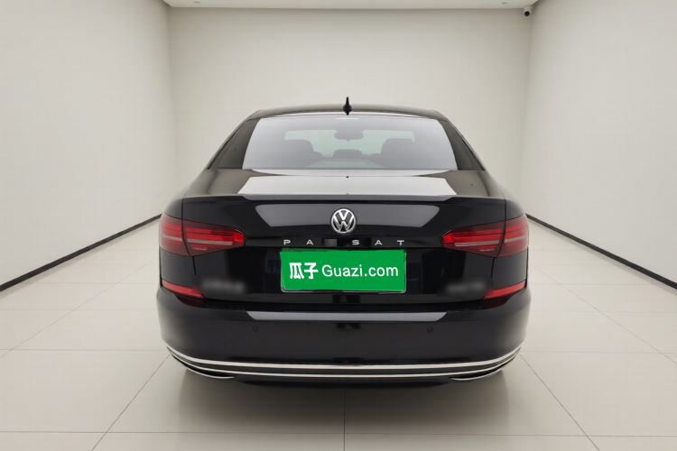 Used Volkswagen Passat 2020 330TSI Elite Edition China VI Rear