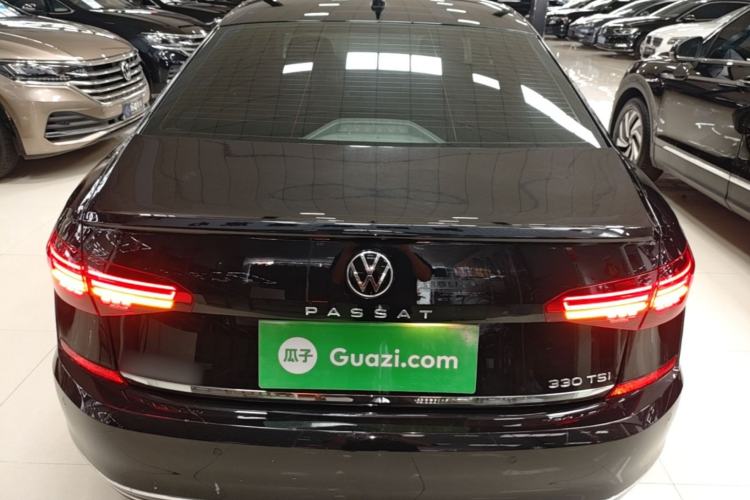 Used Volkswagen Passat 2020 Revised Version 330TSI Luxury Edition China VI Standard Rear